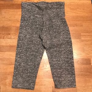 Justice size 8 Capri yoga pants.PERFECT CONDITION!